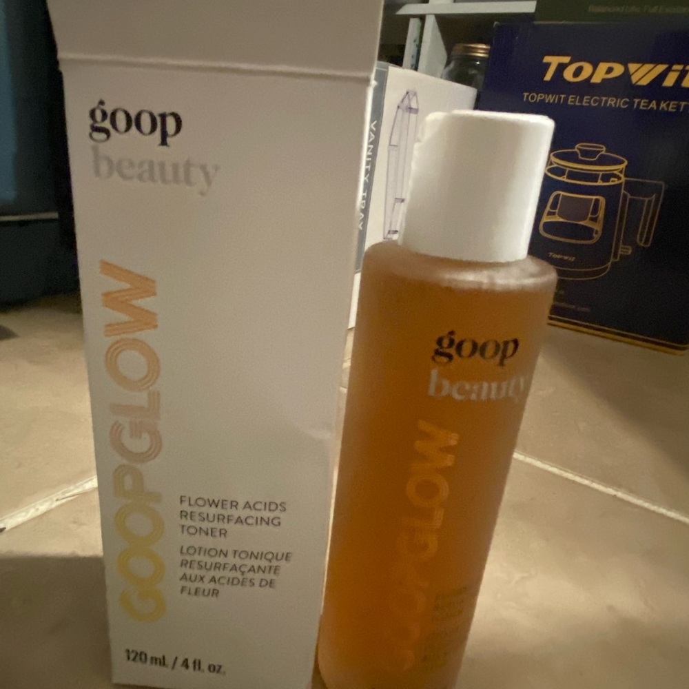 Goop beauty. Goop glow.